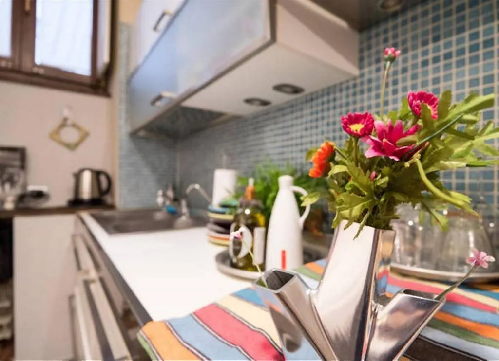 Romantic Apartment Porta Venezia Milan